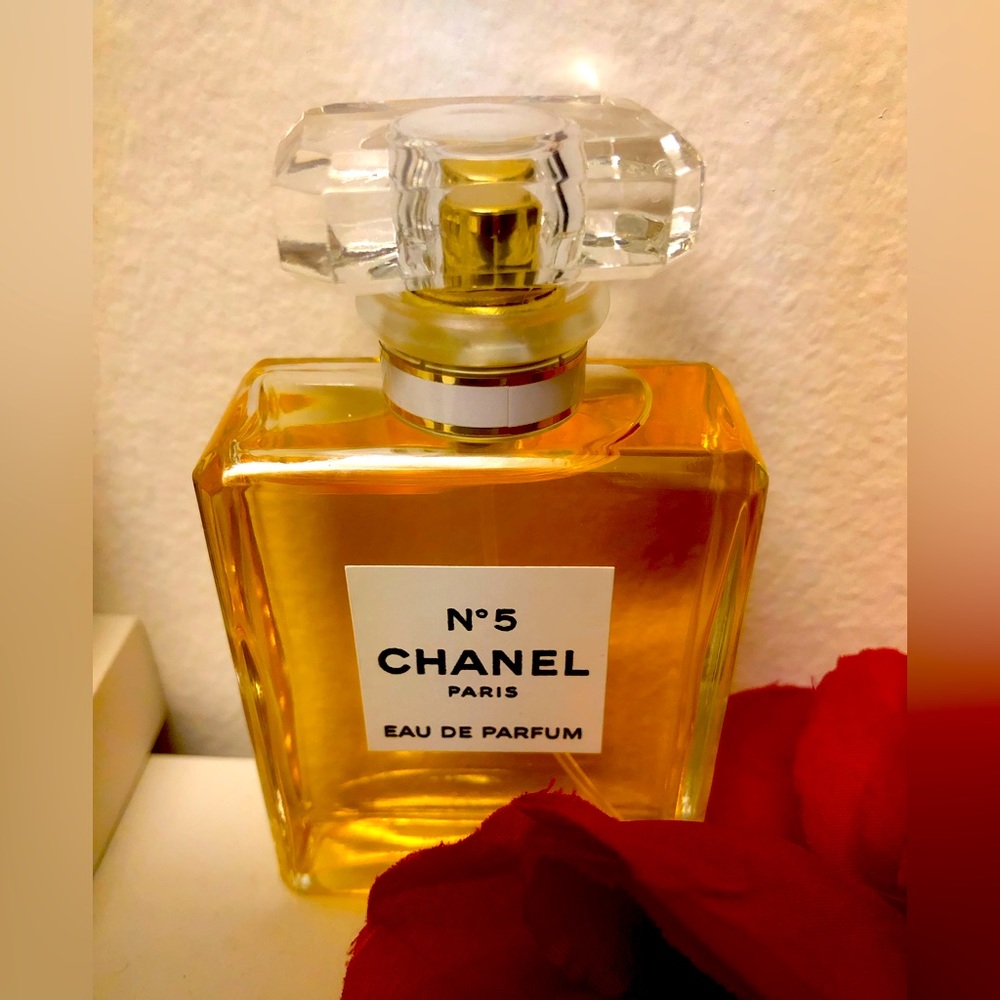 Chanel No. 5 Eau de Parfume